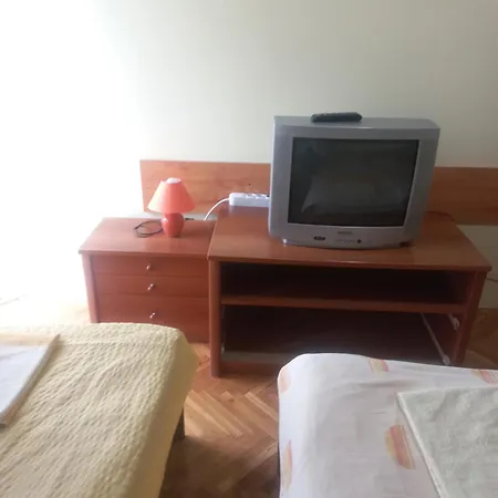 Apartamento 2 Szemelyes Studiò Kanjiža